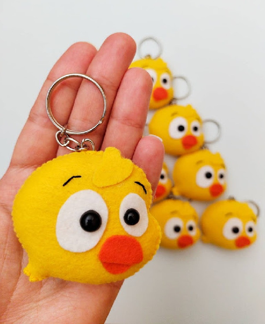 CHAVEIRO PINTINHO AMARELINHO 5CM 